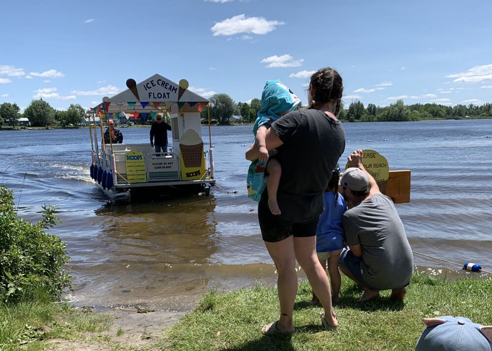 ice cream boat